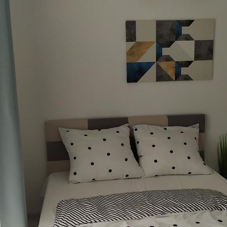 Apartman TILL Galanta Rum bild